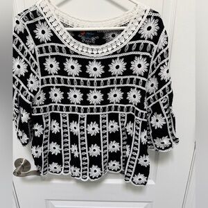 Indigo Poppy Unique Embroidered Black and White Floral Women's Top, Larg